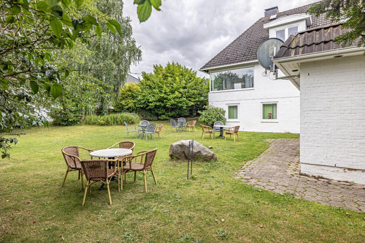 Eindecker - Studioapartment Im Erdgeschoss Mit Gartenmitbenutzung Flensburg Buitenkant foto